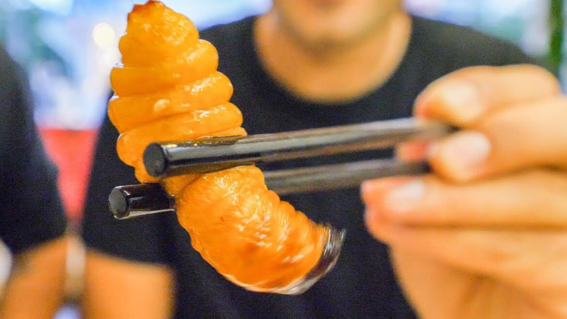 The Best Street Food in Ho Chi Minh & Danang