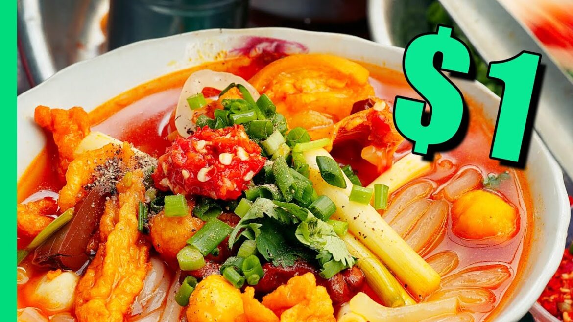 10 Best Street Foods Under $1 in Saigon in Vietnam