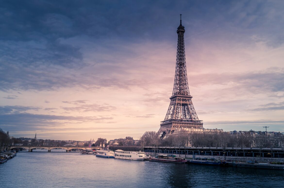 Photo by Chris Karidis Eiffel Tower, Paris France